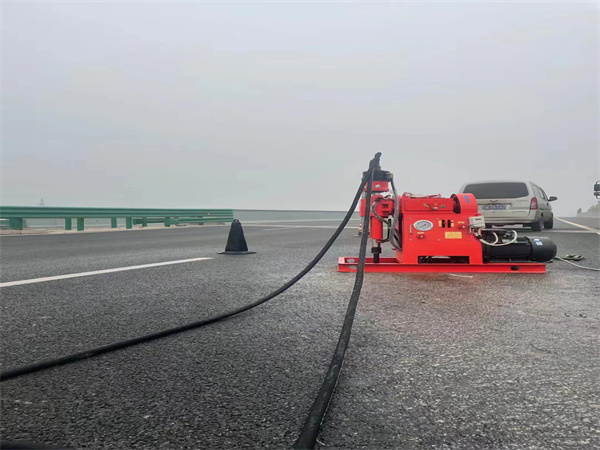 南区街道马路路基路面开裂下沉注浆加固灌浆